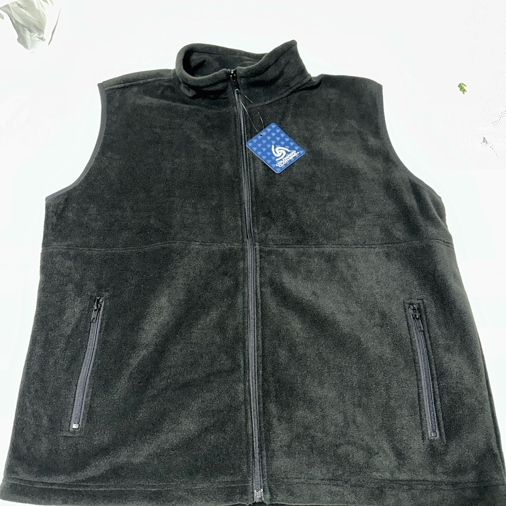 Black sport Fleece Vest with Zipper Pockets